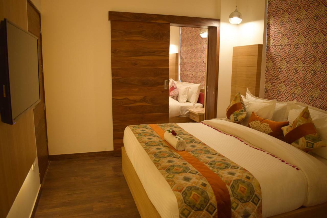 One Earth Gg Regency Hotell Amritsar Exteriör bild