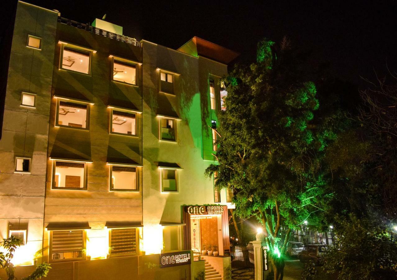 One Earth Gg Regency Hotell Amritsar Exteriör bild